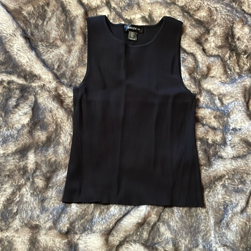 Bailey 44 sleeveless sweater